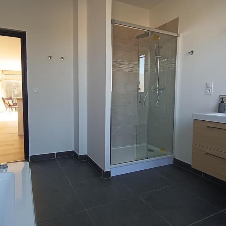 Le Calais Wilson 7 - Studio Balneo 2p - Studio avec Baignoire Spa - 11