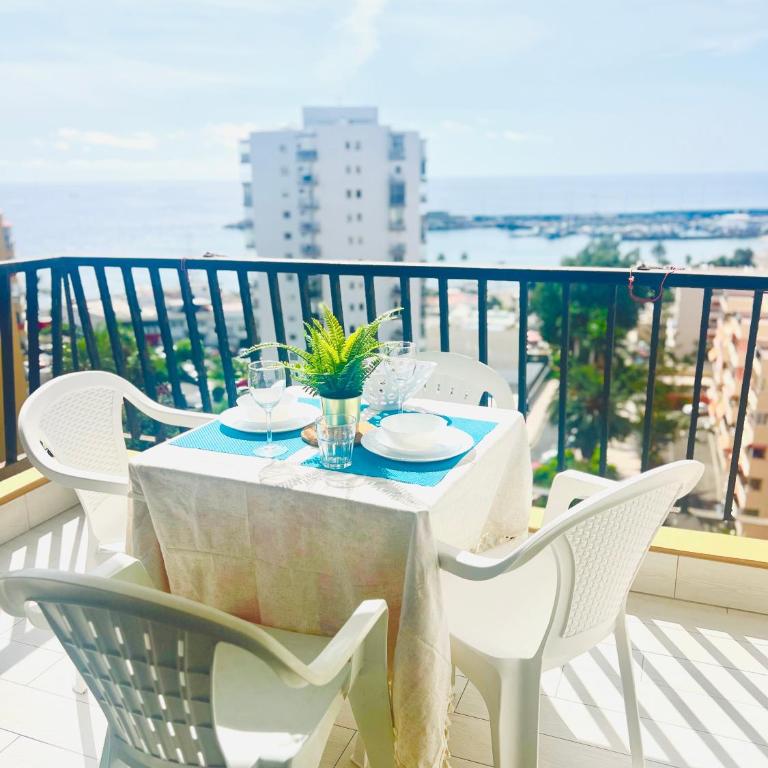 Apartamentos Achacay Sun & Sea Apartament - Los Cristianos - Apartamento de 2 dormitorios con vistas al mar - 44