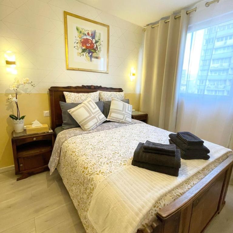 Cozy & Spacious 3BR Paris Apartment with Balconies Metro 6 Glacière - Appartement 3 Chambres - 4