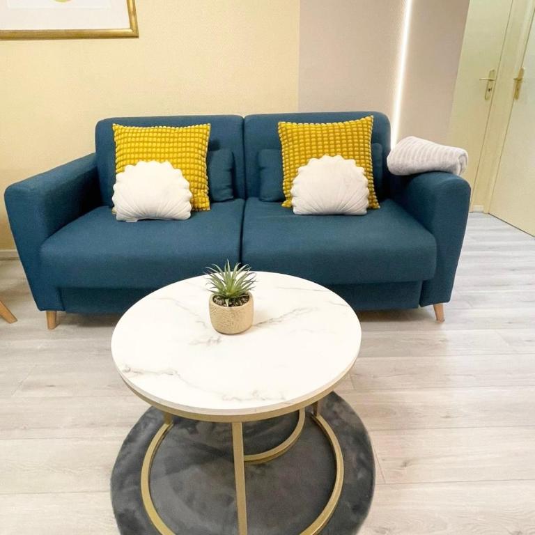Cozy & Spacious 3BR Paris Apartment with Balconies Metro 6 Glacière - Appartement 3 Chambres - 8