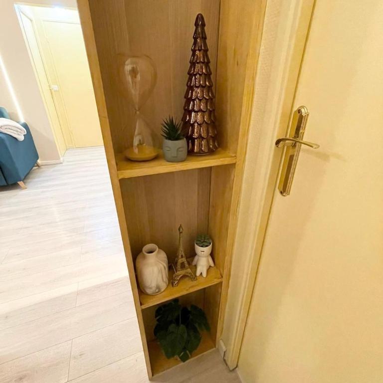 Cozy & Spacious 3BR Paris Apartment with Balconies Metro 6 Glacière - Appartement 3 Chambres - 11