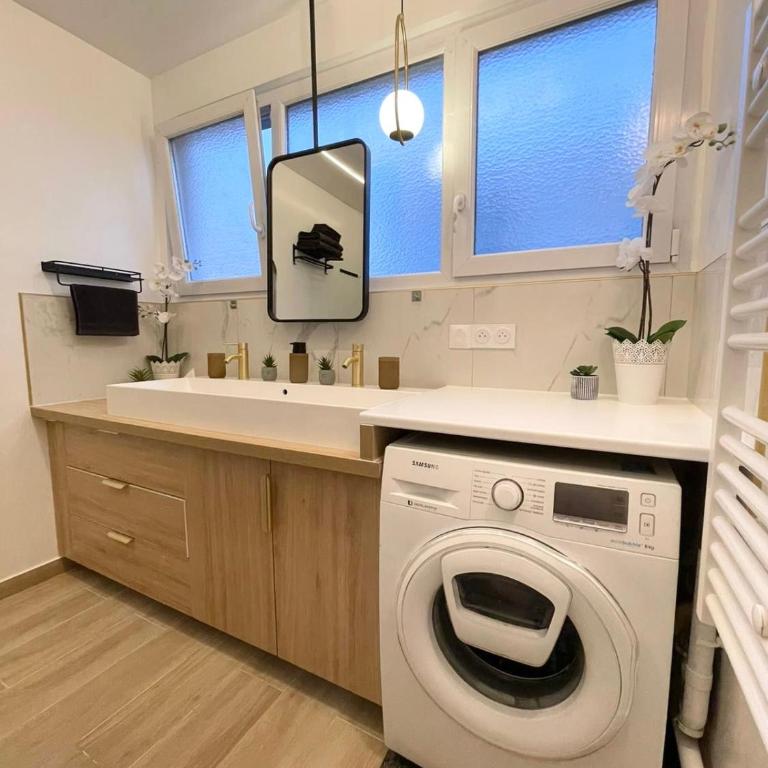 Cozy & Spacious 3BR Paris Apartment with Balconies Metro 6 Glacière - Appartement 3 Chambres - 67