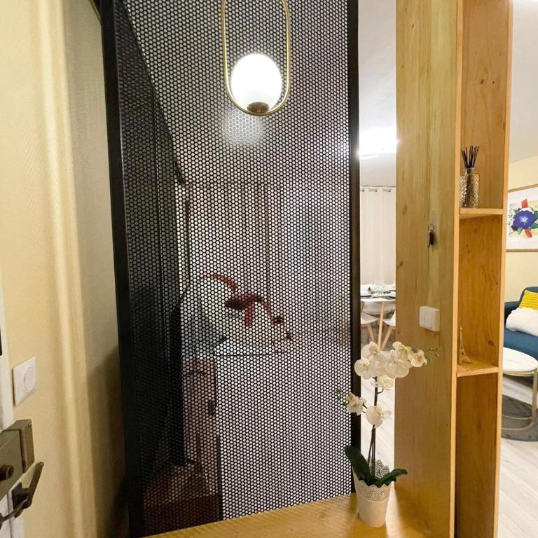 Cozy & Spacious 3BR Paris Apartment with Balconies Metro 6 Glacière - Appartement 3 Chambres - 24