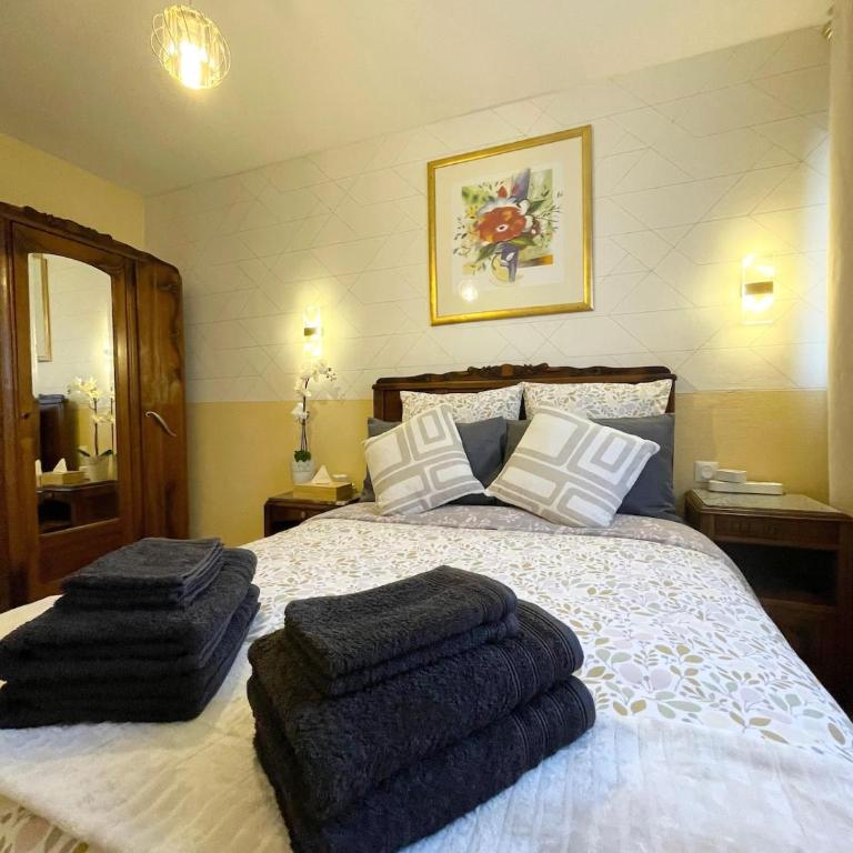 Cozy & Spacious 3BR Paris Apartment with Balconies Metro 6 Glacière - Appartement 3 Chambres - 46