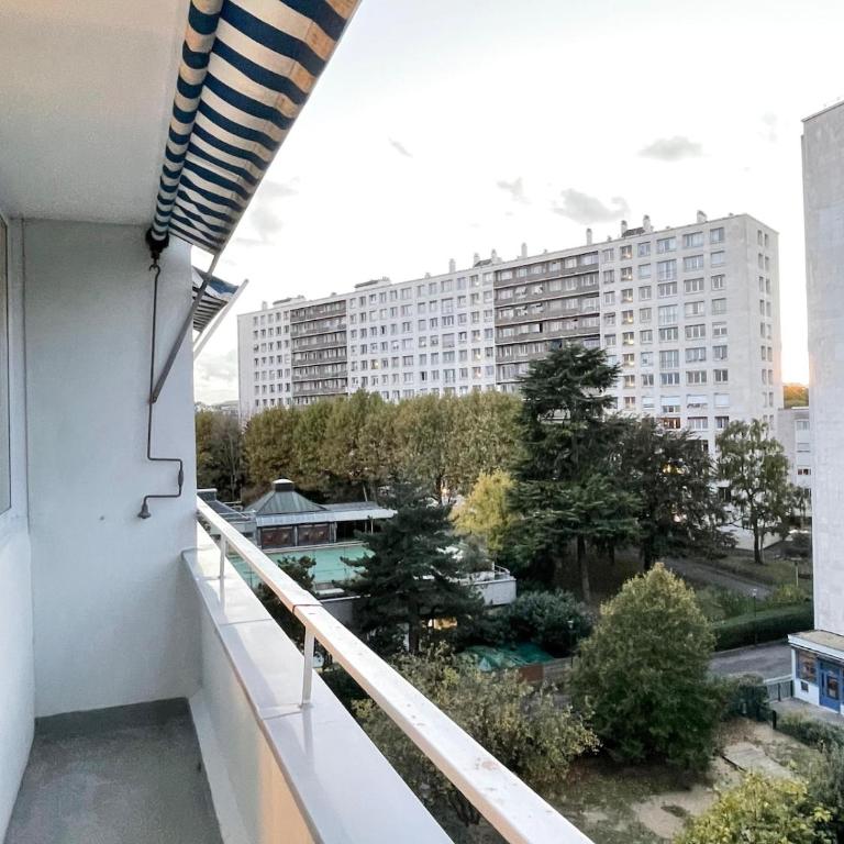 Cozy & Spacious 3BR Paris Apartment with Balconies Metro 6 Glacière - Appartement 3 Chambres - 26