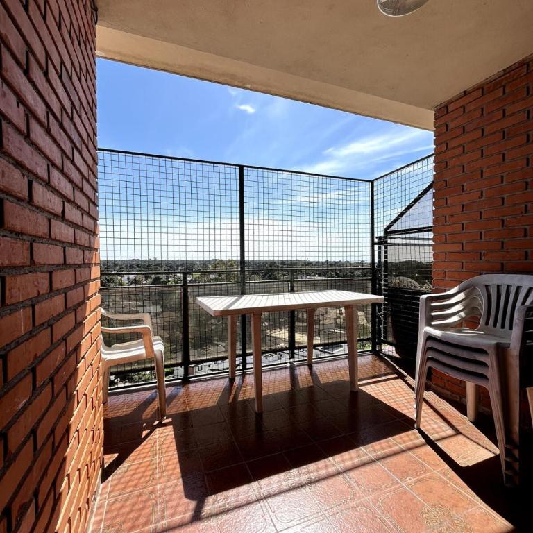 Departamento con cochera Pinamar Centro - Apartamento de 2 dormitorios - 3