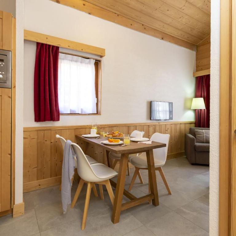 Résidence Odalys Les Fermes de Châtel - Appartement 1 Chambre (4 Adultes) - 2