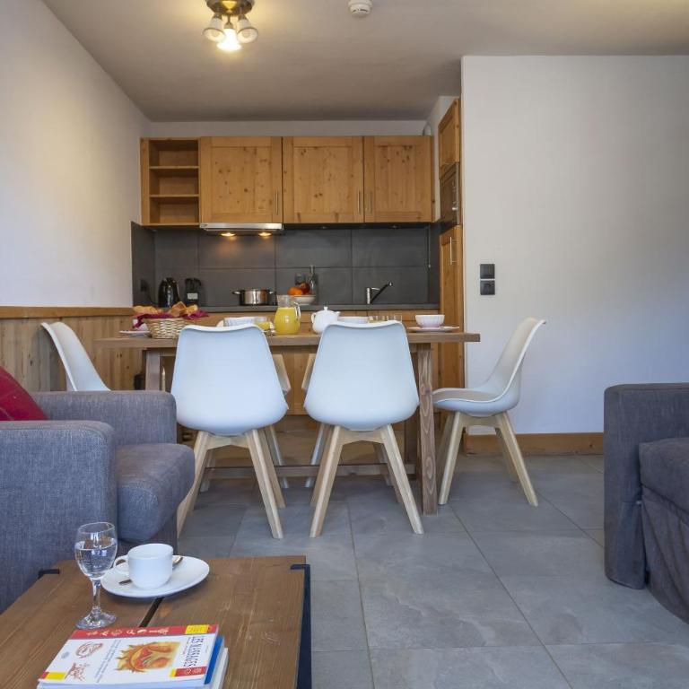 Résidence Odalys Les Fermes de Châtel - Appartement 2 Chambres - 7