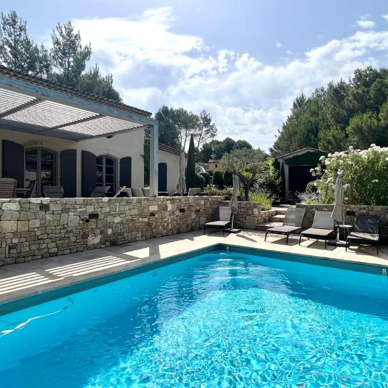Maison Marie Provençal Elegance on the Pont Royal Golf Course - Maison de Vacances - 1