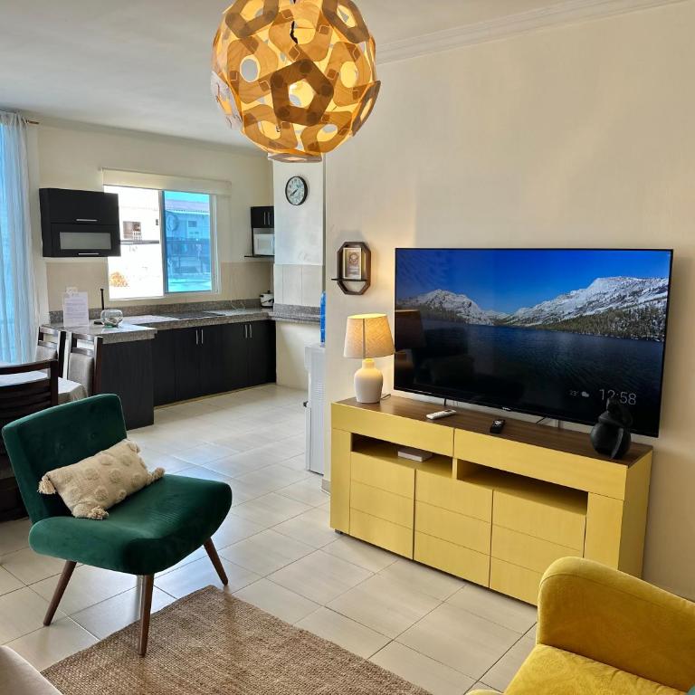 DEPARTAMENTO, a una calle de la PLAYA Y MALECÓN - Apartamento de 3 dormitorios - 10