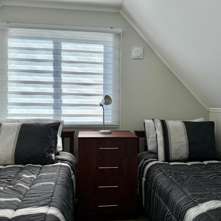 Latitud Stays Puerto Montt - Twin Room with Shared Bathroom - 2