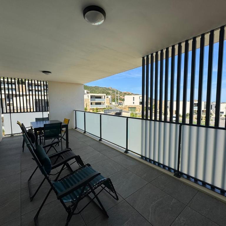 Grand T3 vue sur la baie de Calvi - Appartement 2 Chambres - Vue sur Mer - 12