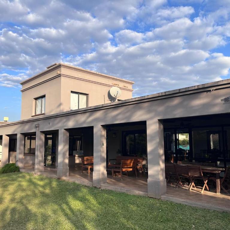 Yerbabuena - Three-Bedroom House - 14