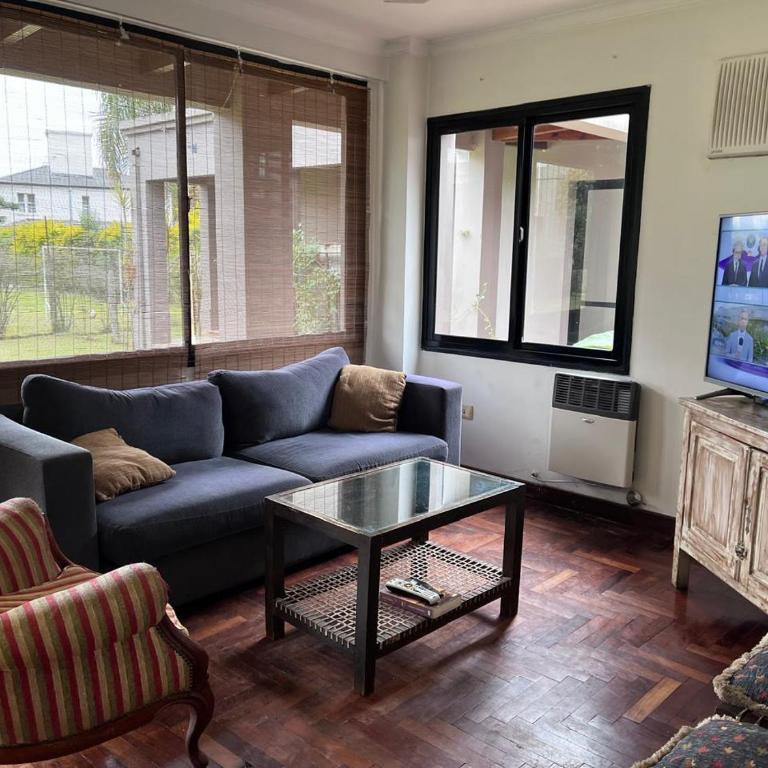 Yerbabuena - Three-Bedroom House - 22