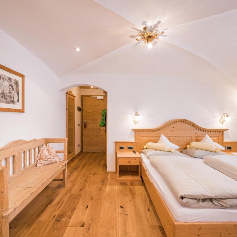 Alpenwellnesshotel St. Veit - Basic Doppelzimmer Nord - 1
