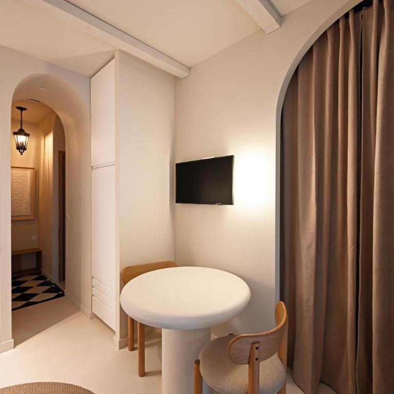 Appartement d architecte - wifi, AC, 3 pers - Appartement 1 Chambre - 8