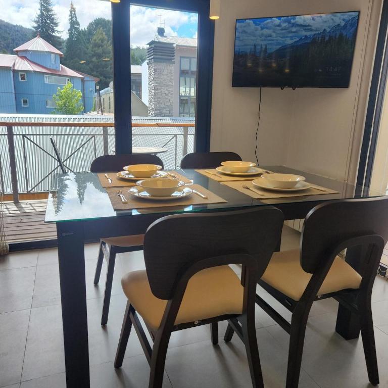 Cómodo depto con balcón y cochera en SMA - Apartamento con terraza - 2