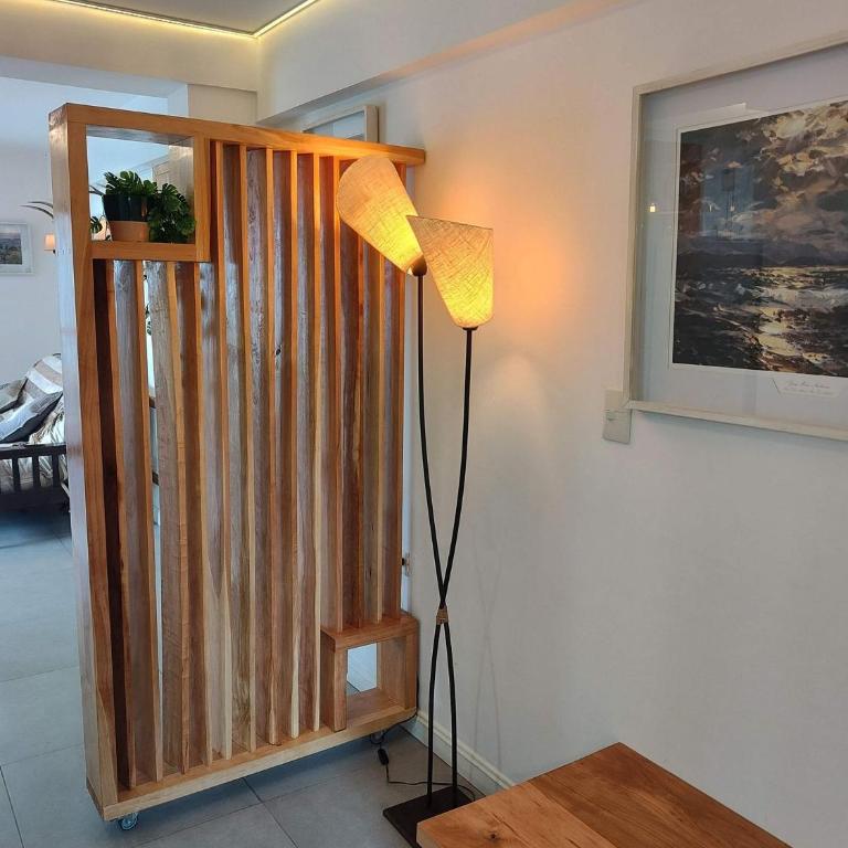 Cómodo depto con balcón y cochera en SMA - Apartamento con terraza - 8