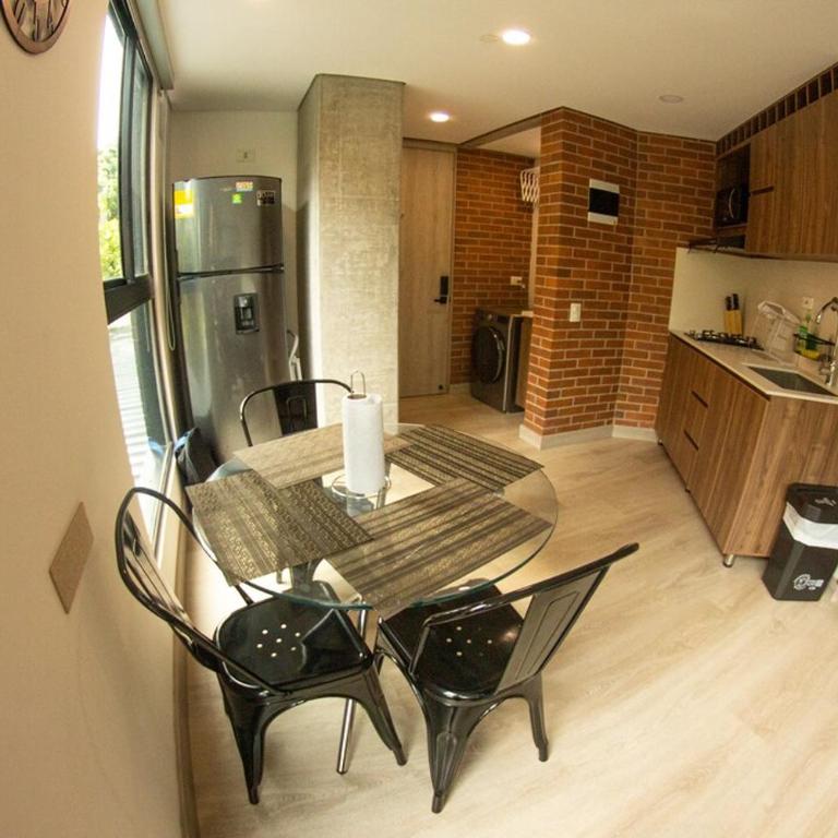 Kyux Studios 2 Queen Bedrooms Apt in Laureless - Apartamento de 1 dormitorio - 3