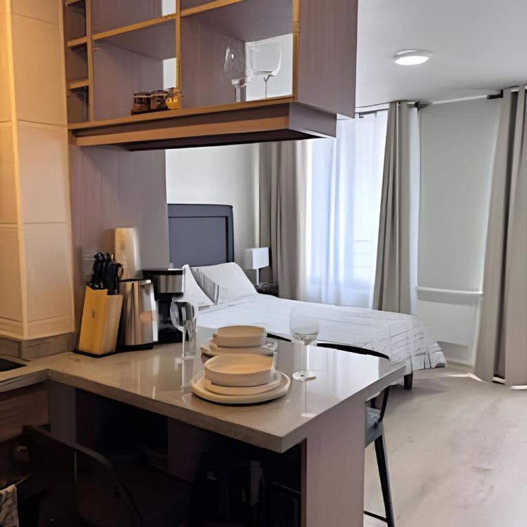 Studio Metro Ecuador / Teleton / Mutual / Clinica - Studio Apartment - 6