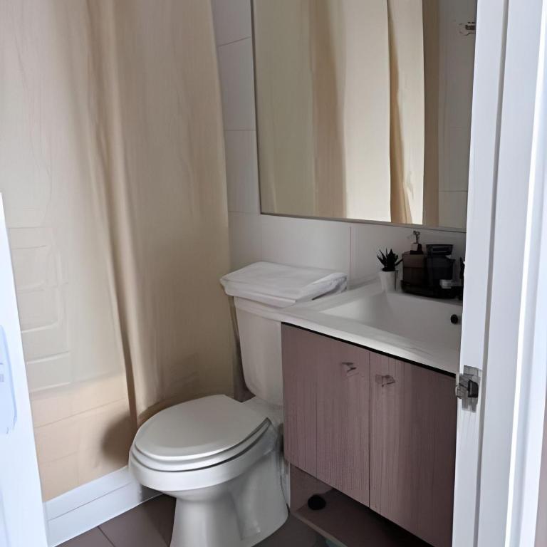 Studio Metro Ecuador / Teleton / Mutual / Clinica - Studio Apartment - 10