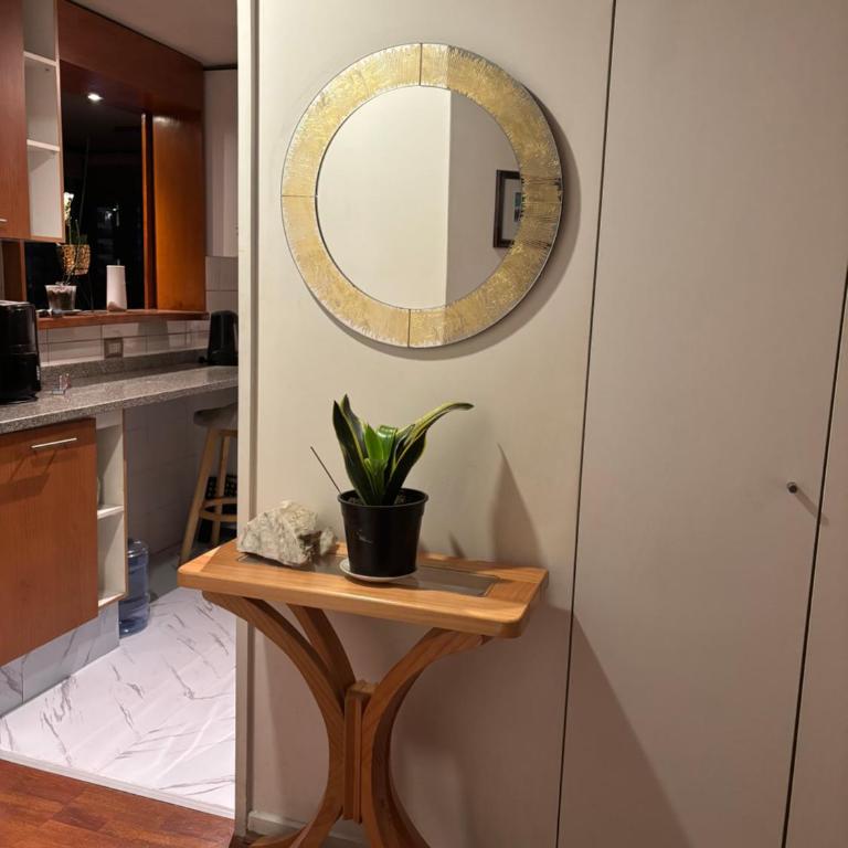 Dpto cerca del metro - Two-Bedroom Apartment with Garden View - 3