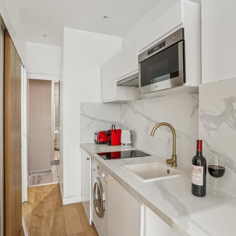 Lavie Maison Eiffel AC Hot Tub - Appartement - 10