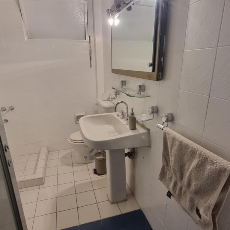 Departamento en centro de la Ciudad - Apartamento de 2 dormitorios - 6