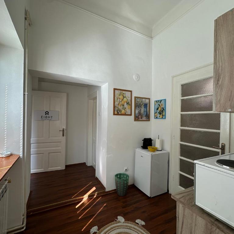 Eight Apartment - Two-Bedroom Apartment - 7