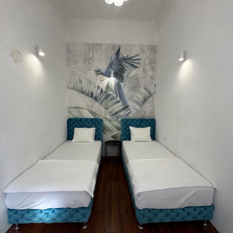 Eight Apartment - Two-Bedroom Apartment - 14