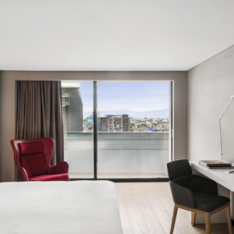 NH Collection Mexico City Reforma - Habitación Premium con vistas y terraza - 3
