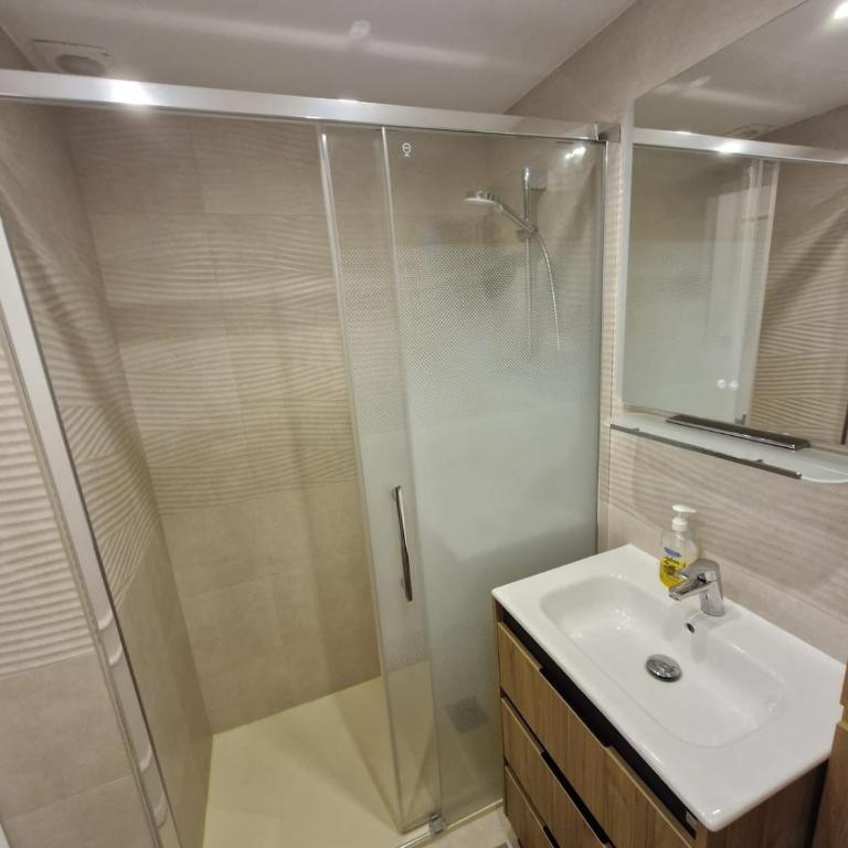 1 bedroom apartment with pool, Calpe - One-Bedroom Apartment - 8