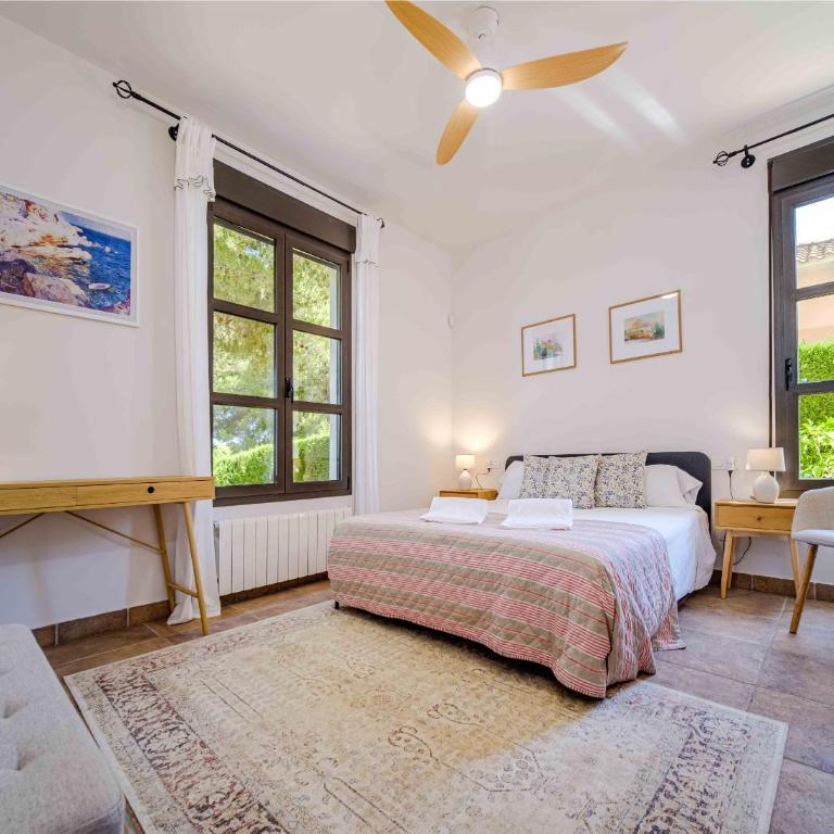 Villa Abaesko by Rock Rentals - Villa Superior - 3