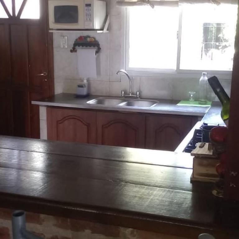 Casa amplia en zona punta mogotes - Casa de 2 dormitorios - 11