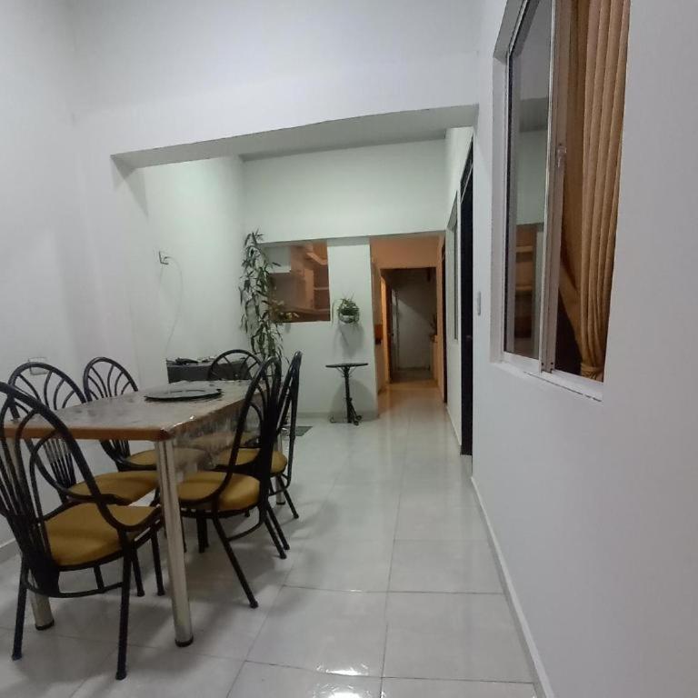 Apto 4 cuartos Valencia centro Histórico Popayán - Apartment - 2