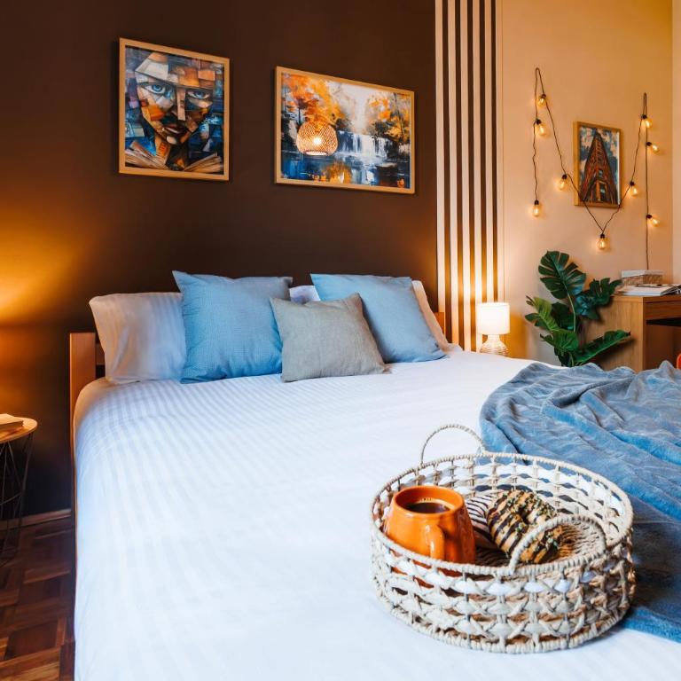 Indigo Spirit with Terrace & Foosball Old Town - Three-Bedroom Apartment with Balcony - 28