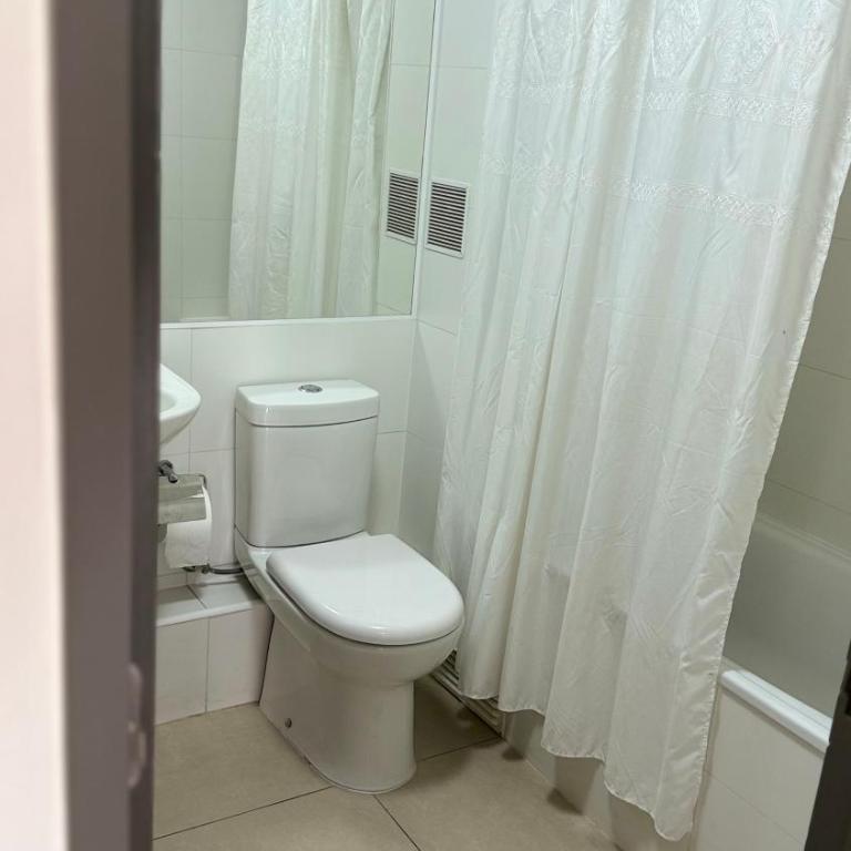 Depto moderno 2D 2B con estacionamiento y wifi - Two-Bedroom Apartment - 8