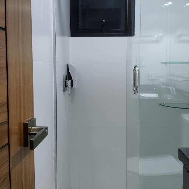 Acogedor departamento nuevo con excelente ubicación - One-Bedroom Apartment - 21