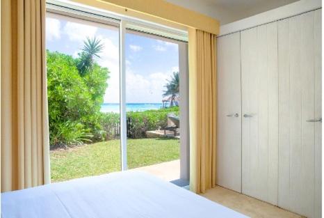 Xaman Ha beach House- steps from the beach! - Six-Bedroom House - 26