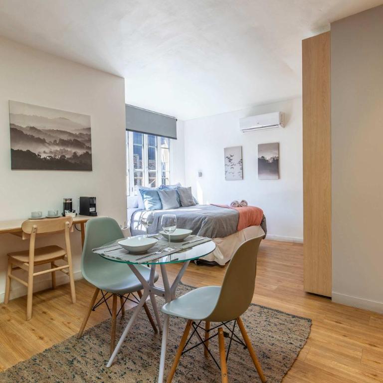 HOM I Wifi AirAcod Vida Urbana Cultura Lastarria - Apartment - 21