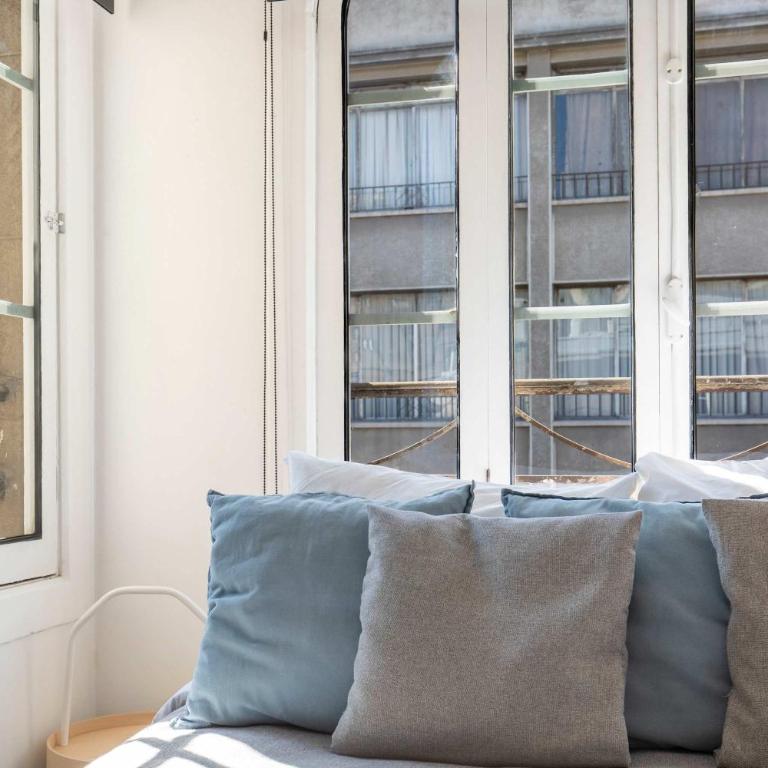 HOM I Wifi AirAcod Vida Urbana Cultura Lastarria - Apartment - 25