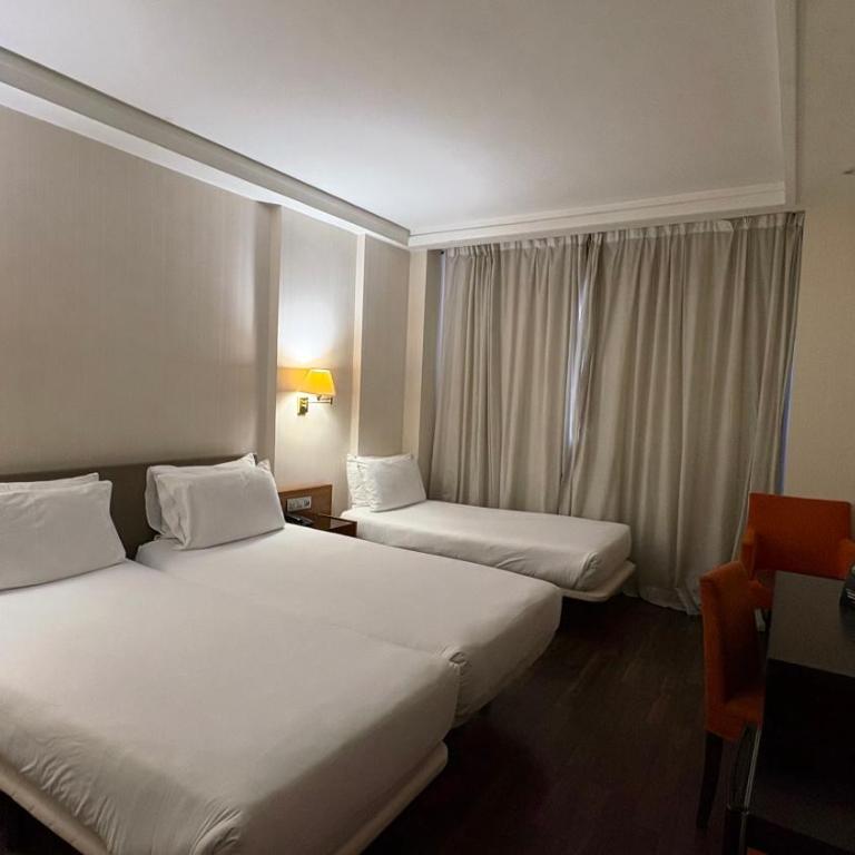B&B HOTEL Burgos - Habitación Triple - 1