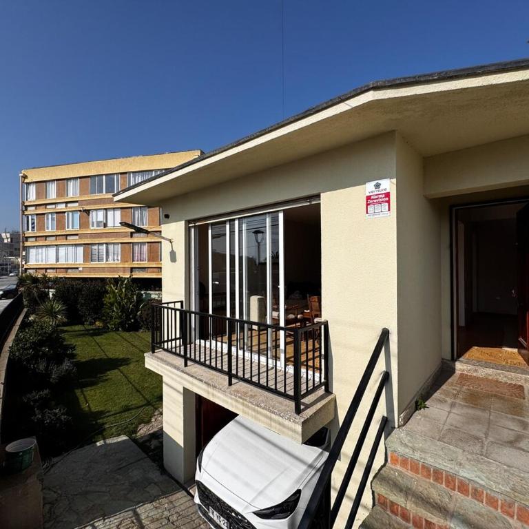Ubicación ideal - Casa de 4 dormitorios - 3