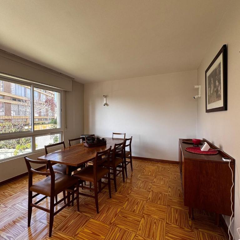 Ubicación ideal - Casa de 4 dormitorios - 7