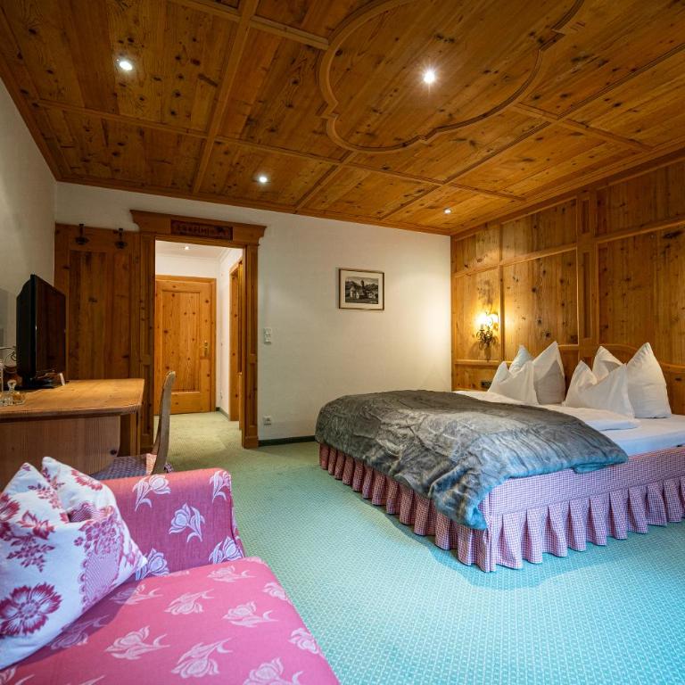 die AlpenRose - Deluxe Doppelzimmer (2 Erwachsene & 1 Kind) - 3