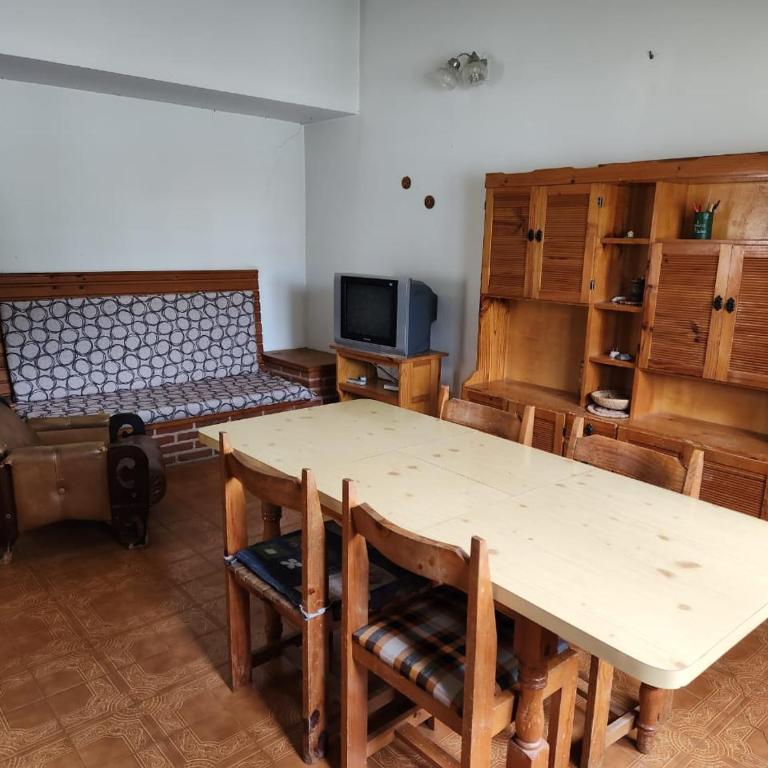 Chalet Angelica Las Toninas - Two-Bedroom Chalet - 2