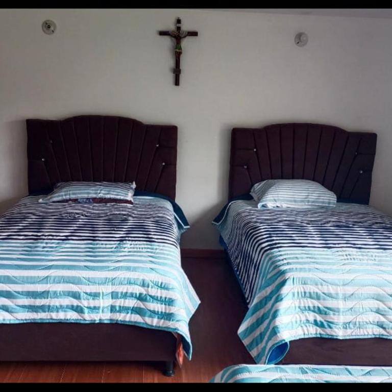 Hospedaje Vega del Rio - Four-Bedroom House - 5