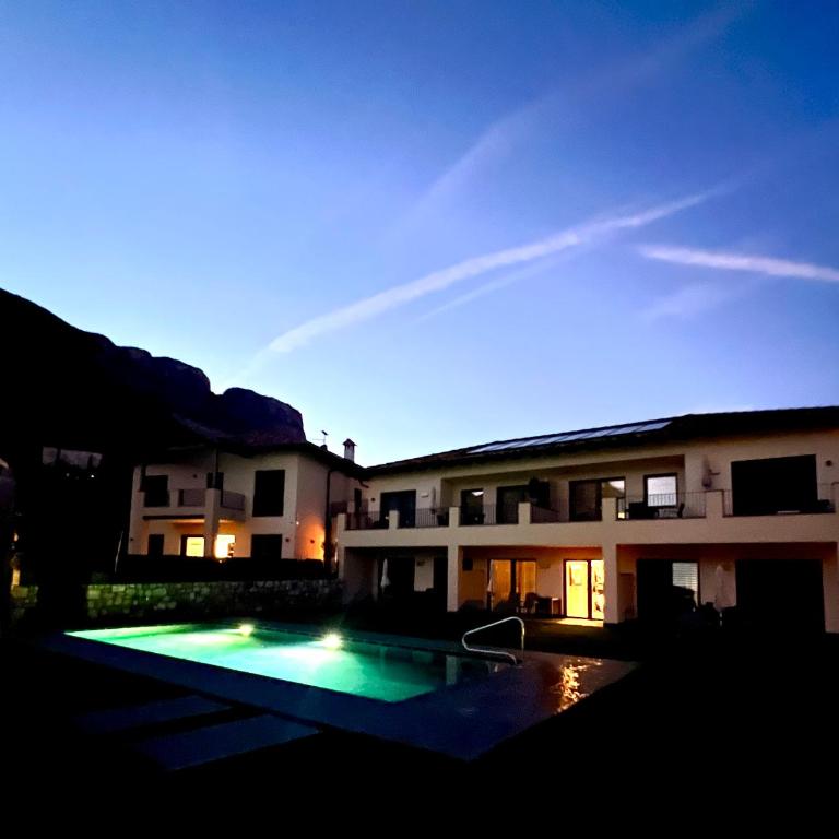 Weingut Gasshof- Panorama Pool in den Weinbergen - Appartamento con Vista Montagna - 22