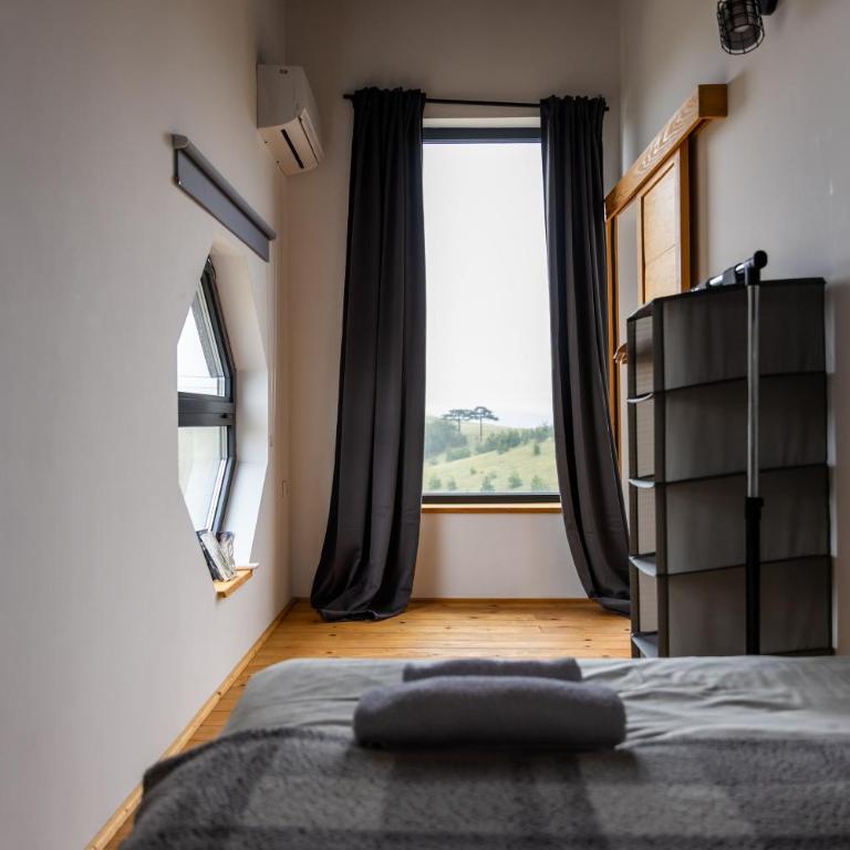 HUUT - Two-Bedroom Villa - 12