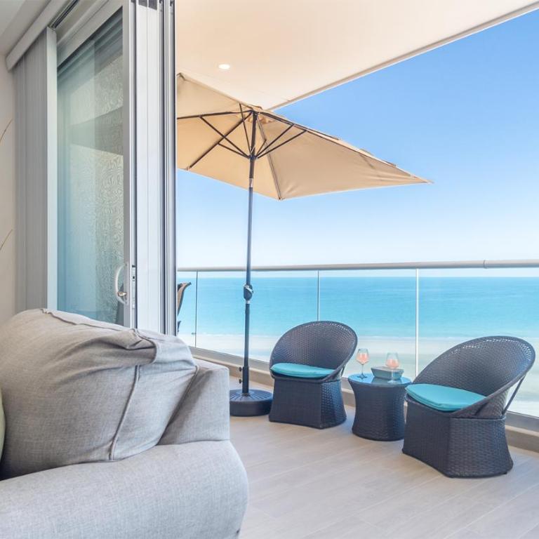 Beach Getaway 2 Bedroom Condo W802 - Vacation Home - 8